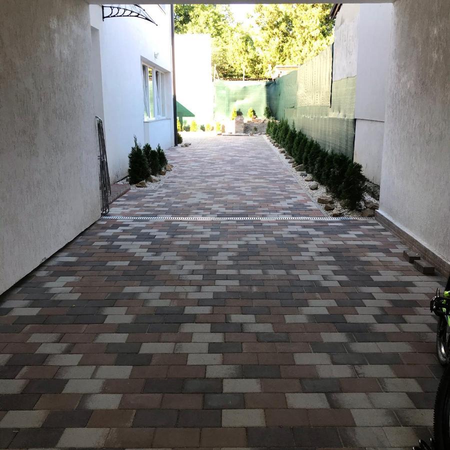 Mira apartman Debrecen Bagian luar foto