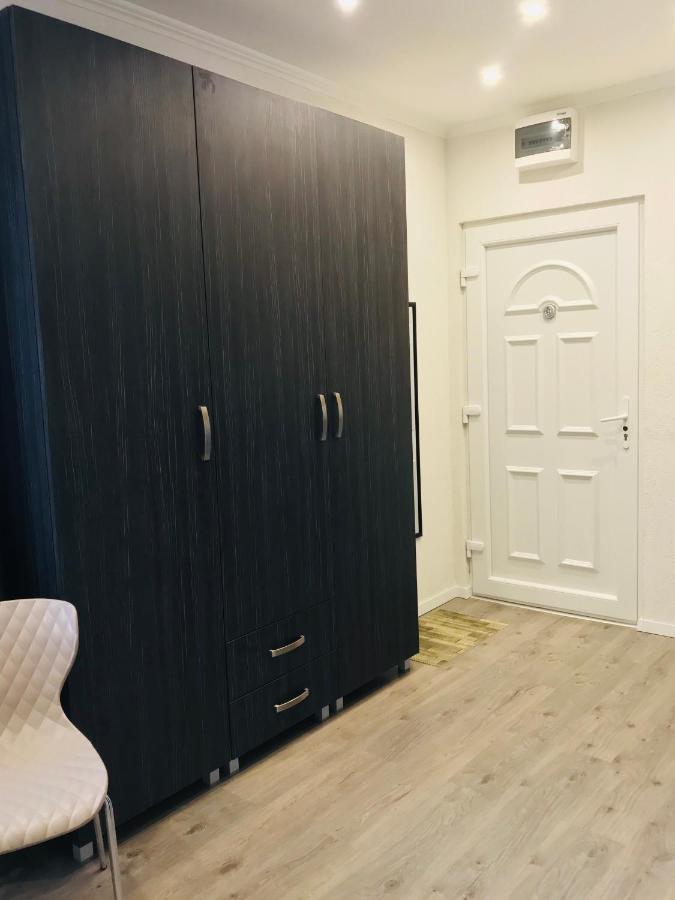 Mira apartman Debrecen Bagian luar foto