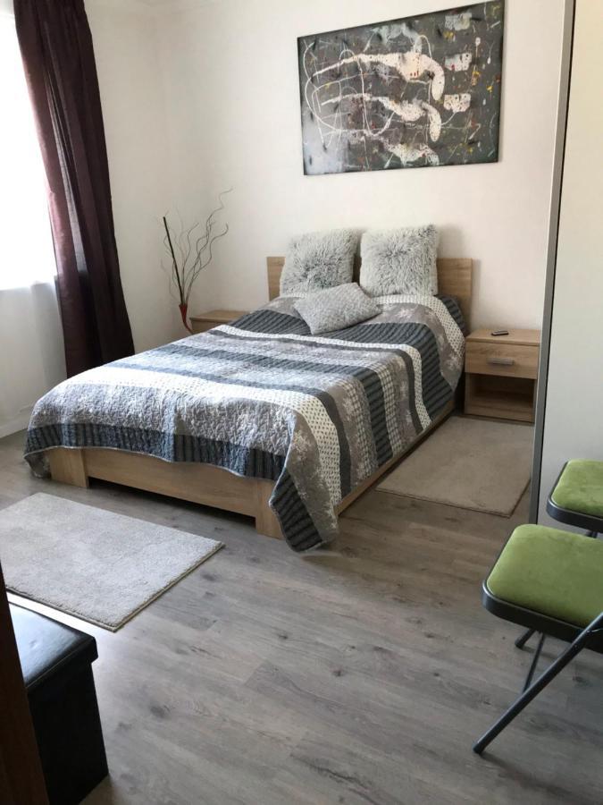 Mira apartman Debrecen Bagian luar foto