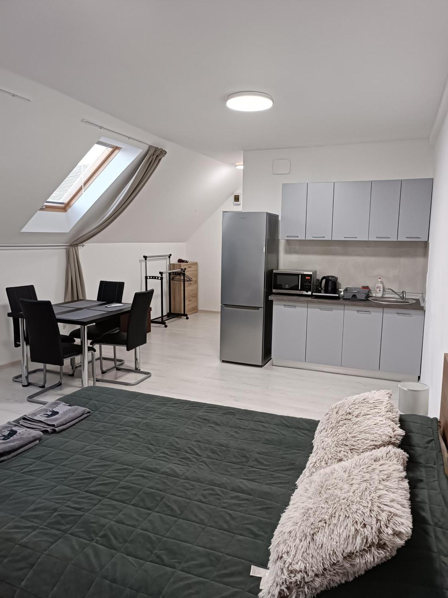 Mira apartman Debrecen Bagian luar foto